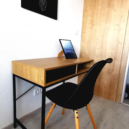 Matador & Free Parking Apartment Bratislava